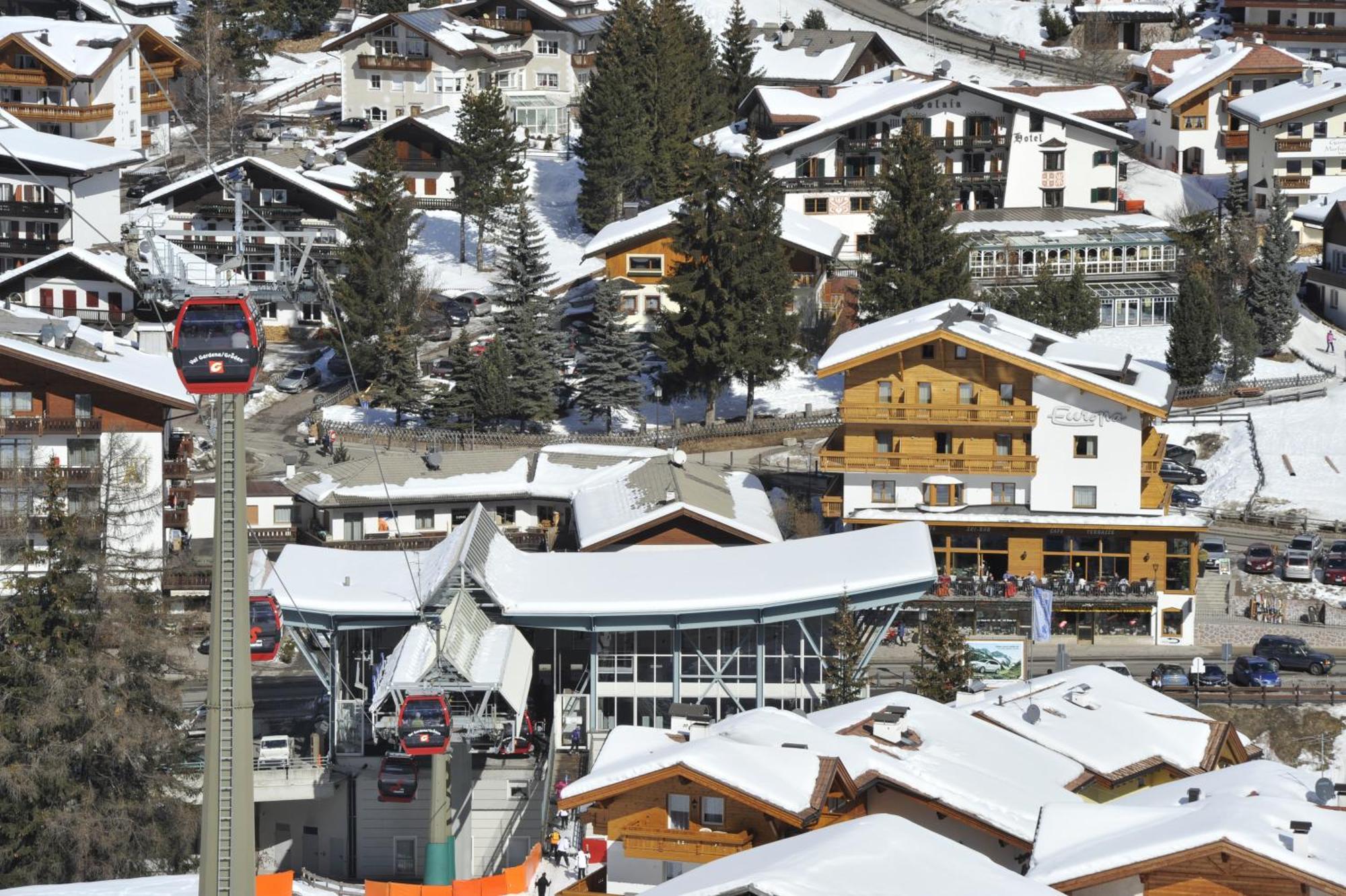 Hotel Europa Dolomites سيلفا دي فال جاردينا المظهر الخارجي الصورة